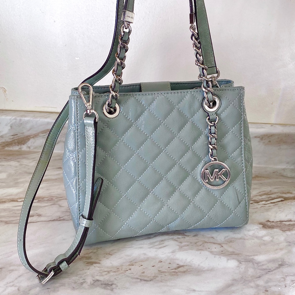 New Mk Patent Leather Quilted Stitch Small Tote Handbag By Michael Kors